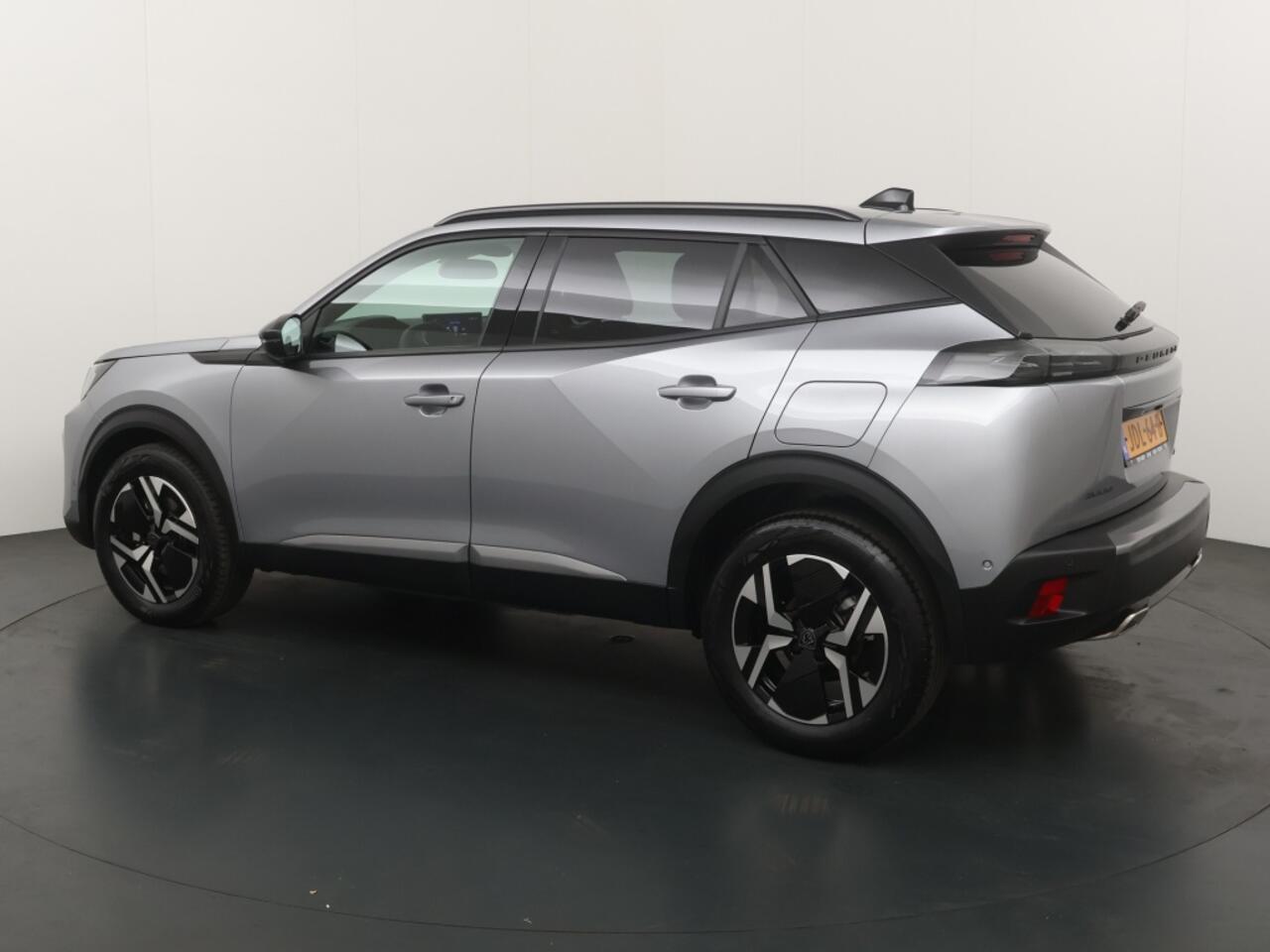 Peugeot 2008 1.2 Hyb 136 Allure