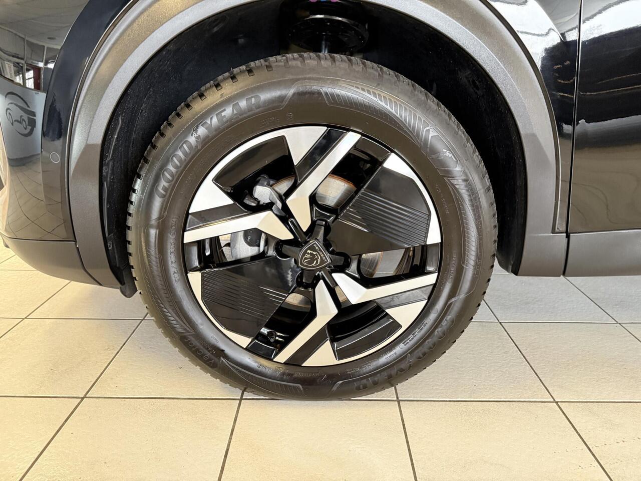 Peugeot 2008 1.2 PureTech 130 GT 8EAT *ADAP*CAM*LED*APP*NAVI*