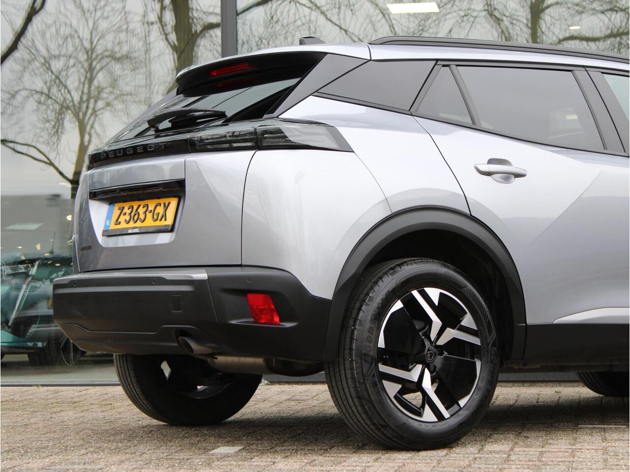 Peugeot 2008 1.2 PureTech 100 Allure | Navi / Camera / Climate