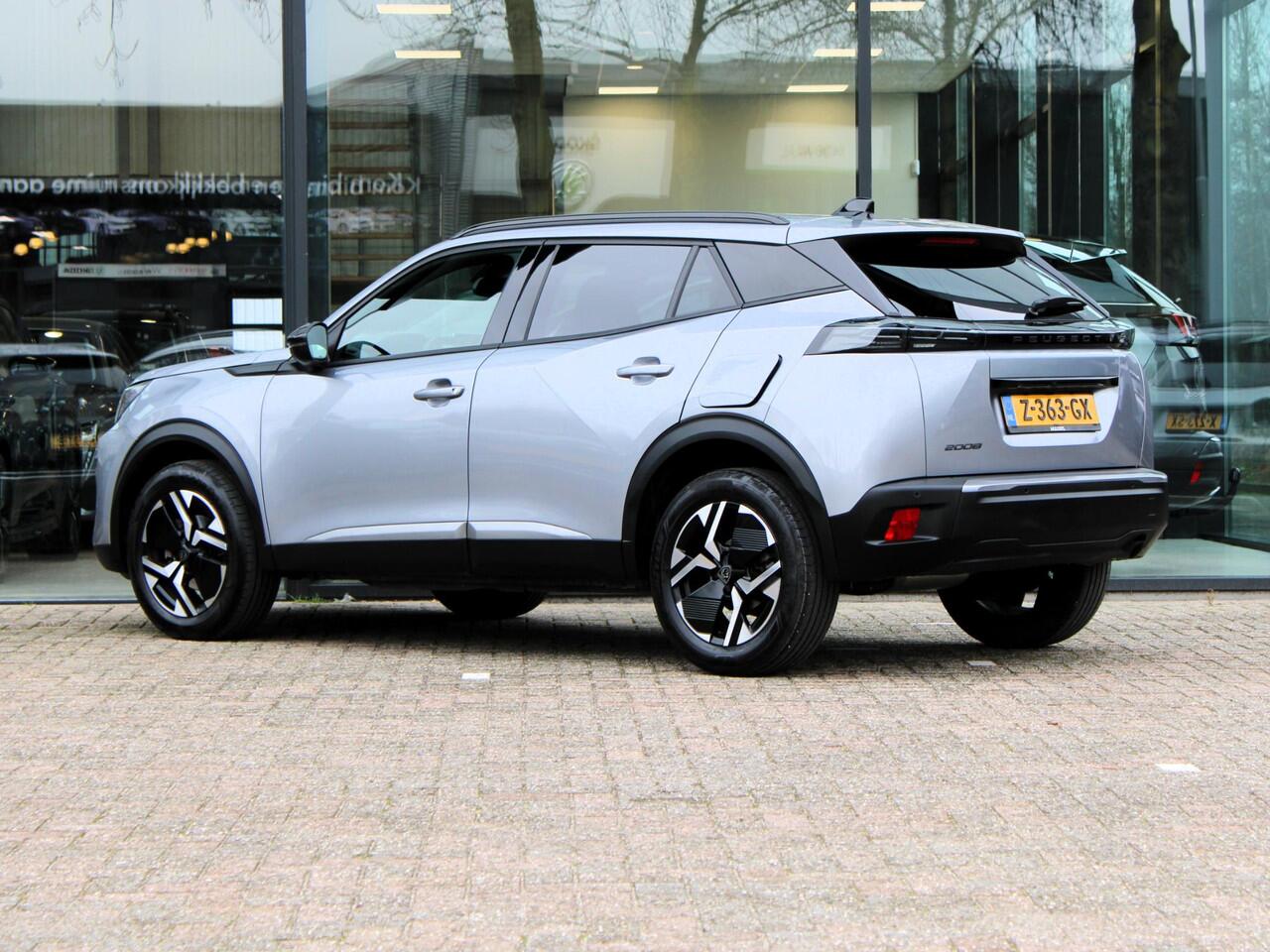 Peugeot 2008 1.2 PureTech 100 Allure | Navi / Camera / Climate