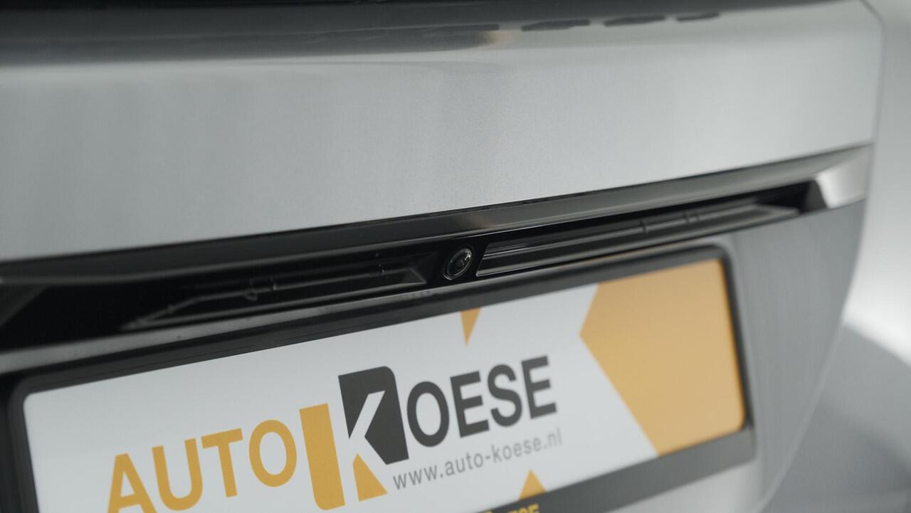 Peugeot 2008 PureTech 130 EAT8 Allure | 360 Camera | Dodehoekdetectie | Stoelverwarming | Apple Carplay