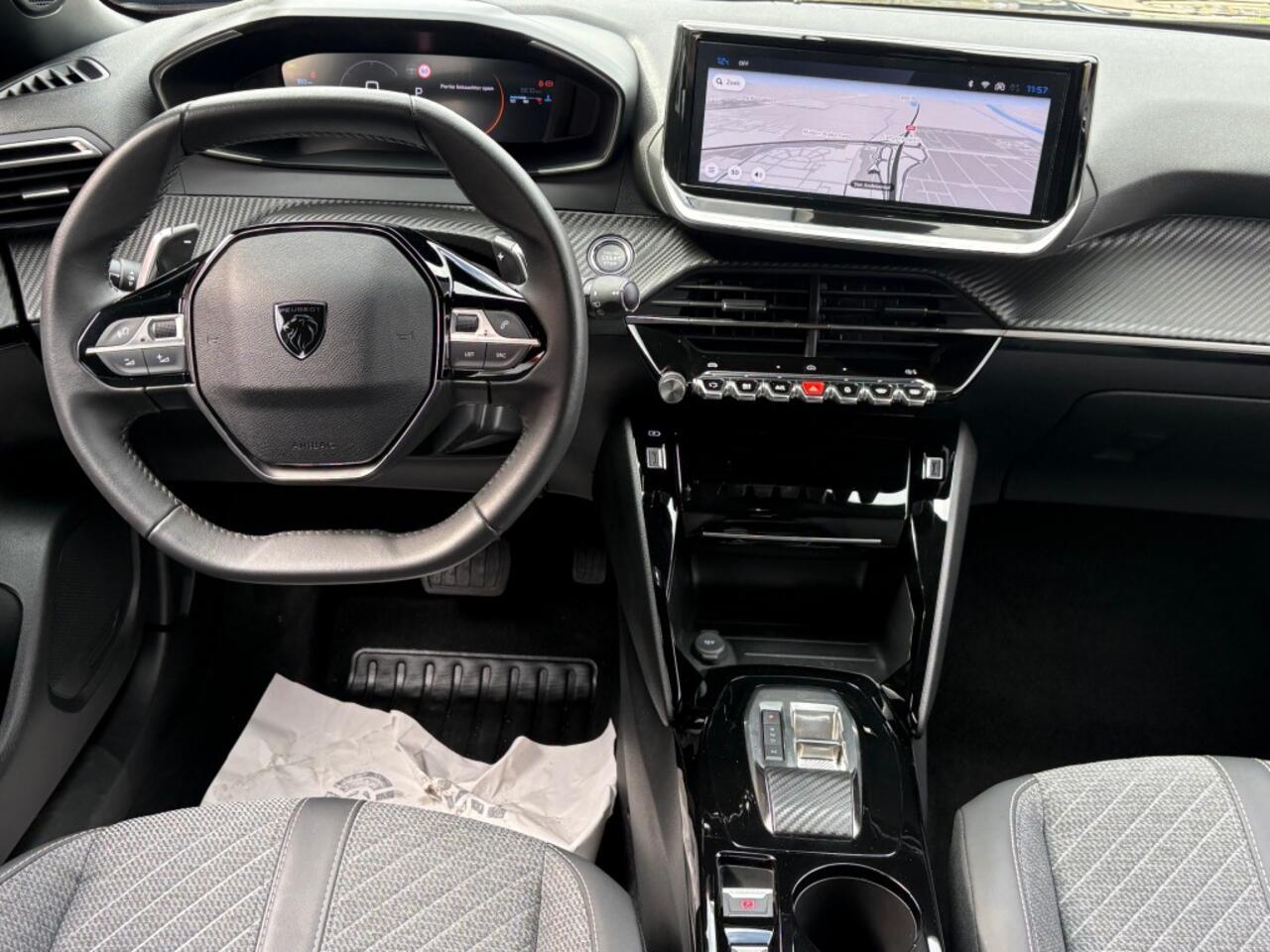 Peugeot 2008 1.2 HYBRID 136PK AUT. ALLURE LED NAVI CAMERA CARPLAY AIRCO LMV PDC