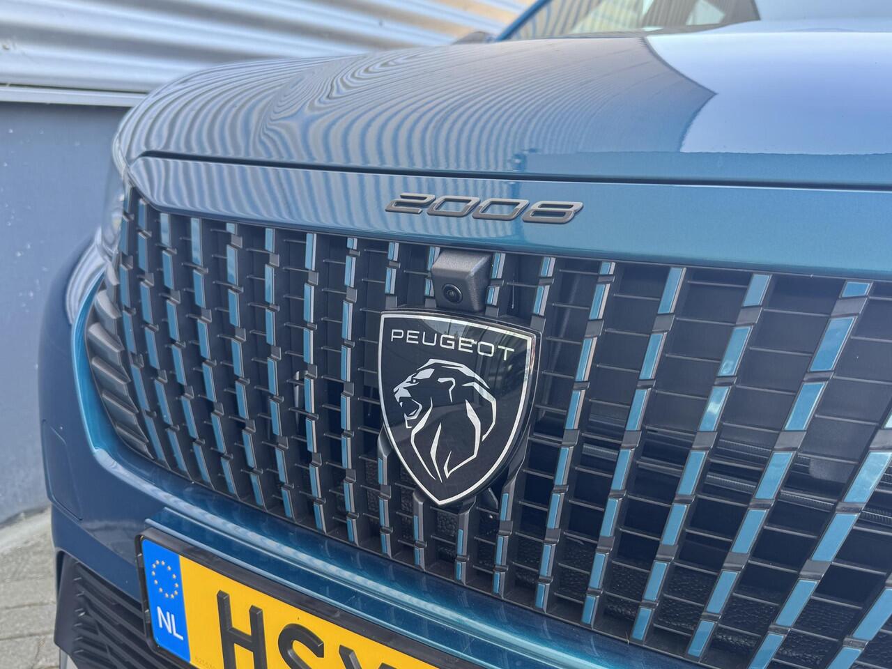 Peugeot 2008 Allure 1.2 Hybrid 145pk e-DCS6 | AUTOMAAT | NAVI | CAMERA | CLIMA | ADAPTIVE CRUISE | DAB+ | ISOFIX |