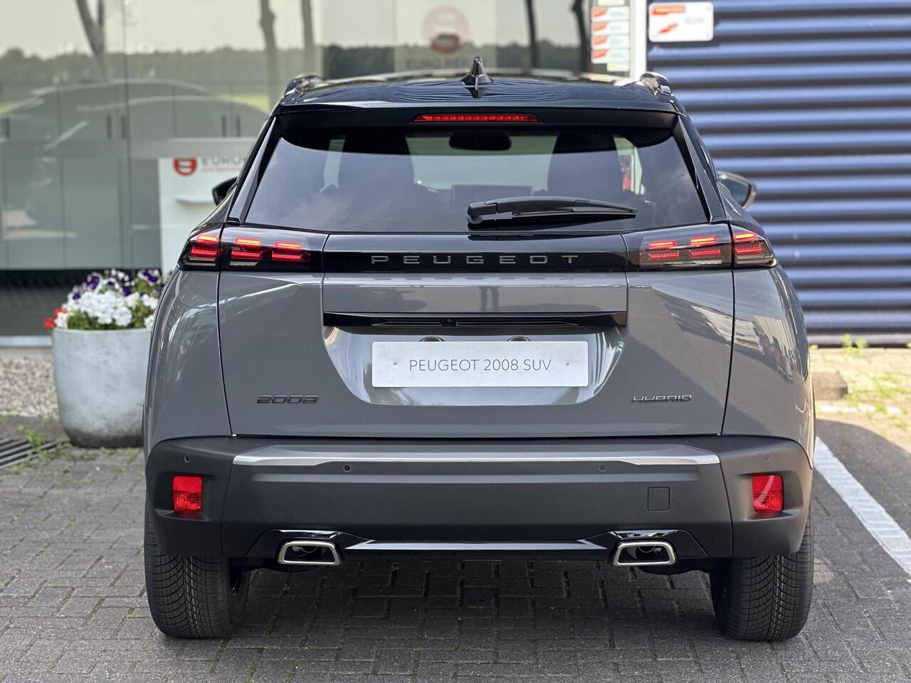 Peugeot 2008 1.2 Hybrid 145 GT | Panoramadak | All Seasonbanden | Sfeerverlichting | Apple Carplay/Android Auto | Climate Control | Cruise Control | Parkeercamera/-sensoren |