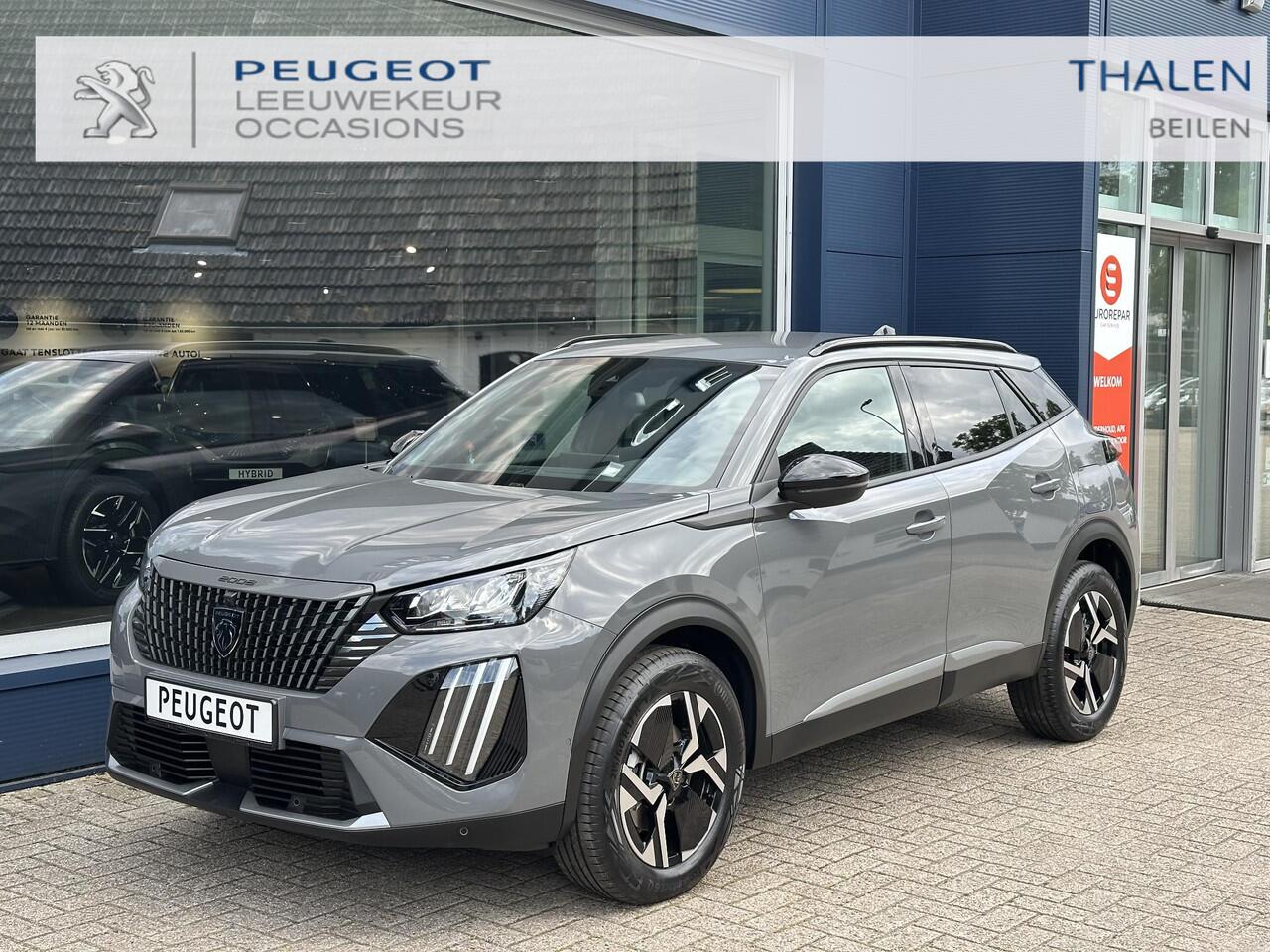 Peugeot 2008 1.2 Hybrid 145 PK Allure ¤ 5500,- DEMO VOORDEEL| Automaat | 2025 Auto | Navigatie via Telefoon | Grip Control met All Season Banden | Adaptieve Cruise Control | 360 Graden Camera | Parkeersensoren V+A | Hoge Zitpositie | Hybride Elektrisch rijden met Auto