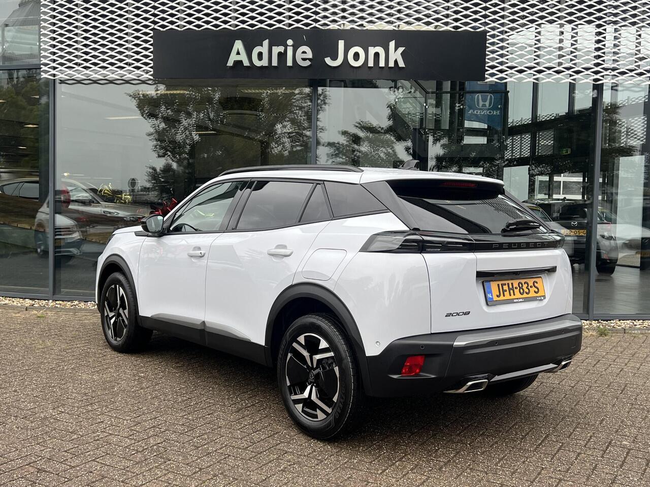 Peugeot 2008 1.2 PureTech 130 Allure AUTOMAAT | STOELVERWARMING | DODEHOEKDETECTIE | RIJSTROOKBEGELEIDING | CARPLAY | DIGITAAL DASHBOARD | LM VELGEN |