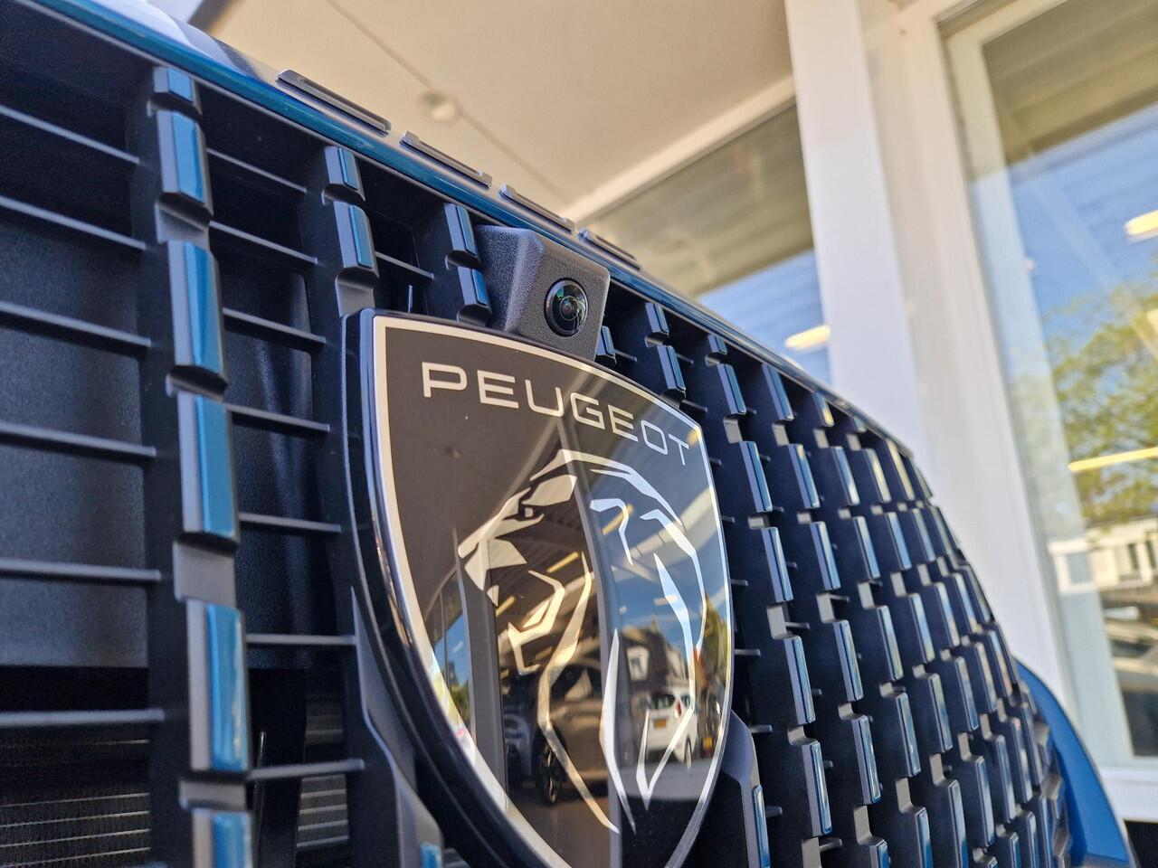 Peugeot 2008 1.2 Hybrid 145 GT | Nieuw | Navigatie | Climate & Cruise Control | AppleCarplay/AndroidAuto |