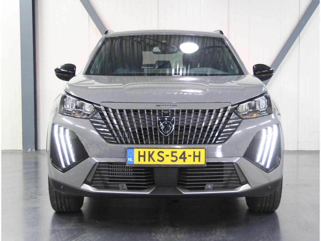 Peugeot 2008 1.2 Hybrid 136PK Allure | 1ste eigenaar | AppleCarPlay/AndroidAuto | Climate Control | Adaptive Cruise Control | 360'Camera | FULL LED | Navigatie | LMV | Parkeersensoren | Privacy Glass | Isofix |
