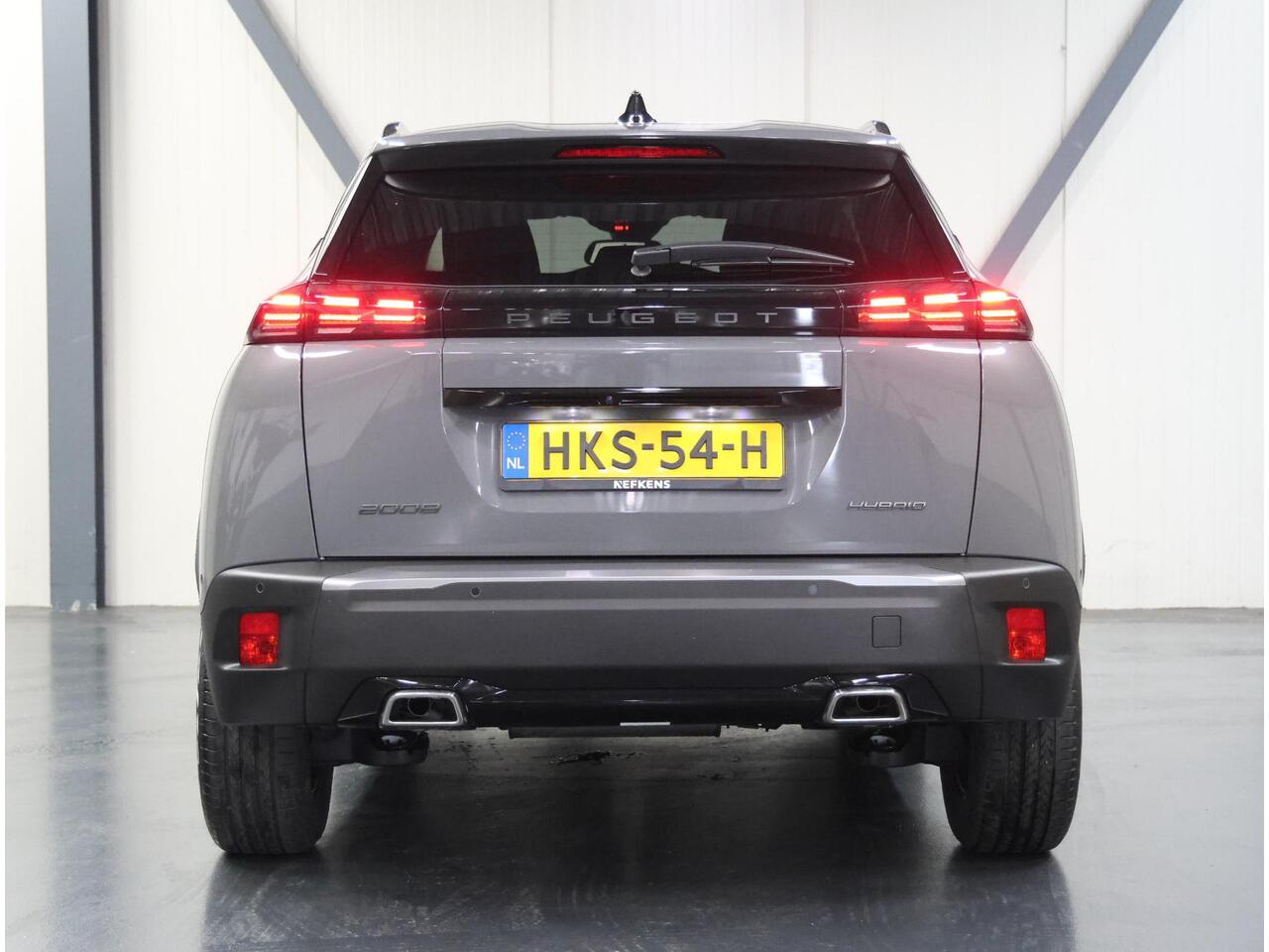 Peugeot 2008 1.2 Hybrid 136PK Allure | 1ste eigenaar | AppleCarPlay/AndroidAuto | Climate Control | Adaptive Cruise Control | 360'Camera | FULL LED | Navigatie | LMV | Parkeersensoren | Privacy Glass | Isofix |