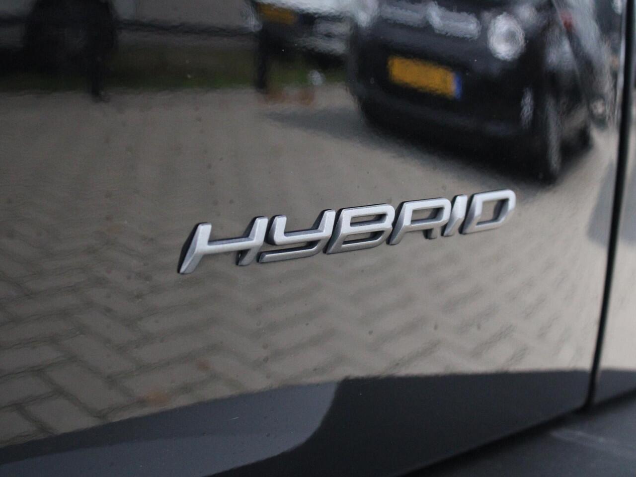 Peugeot 2008 1.2 Hybrid 136 Allure Automaat Navigatie, Camera Voor & Achter, Keyless, 4 seizoensbanden