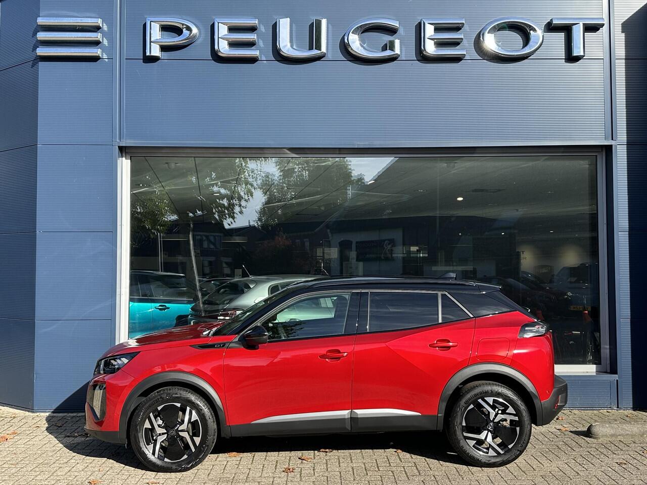 Peugeot 2008 1.2 Hybrid 145 GT Automaat | ¤ 5.500 DEMO VOORDEEL | Navigatie | 360 Graden Camera | Keyless Entry | Full LED Verlichting | Zwart Dak | Adaptieve Cruise Control | Climate Control | Hoge Zitpositie | Apple Carplay | Sportstoelen