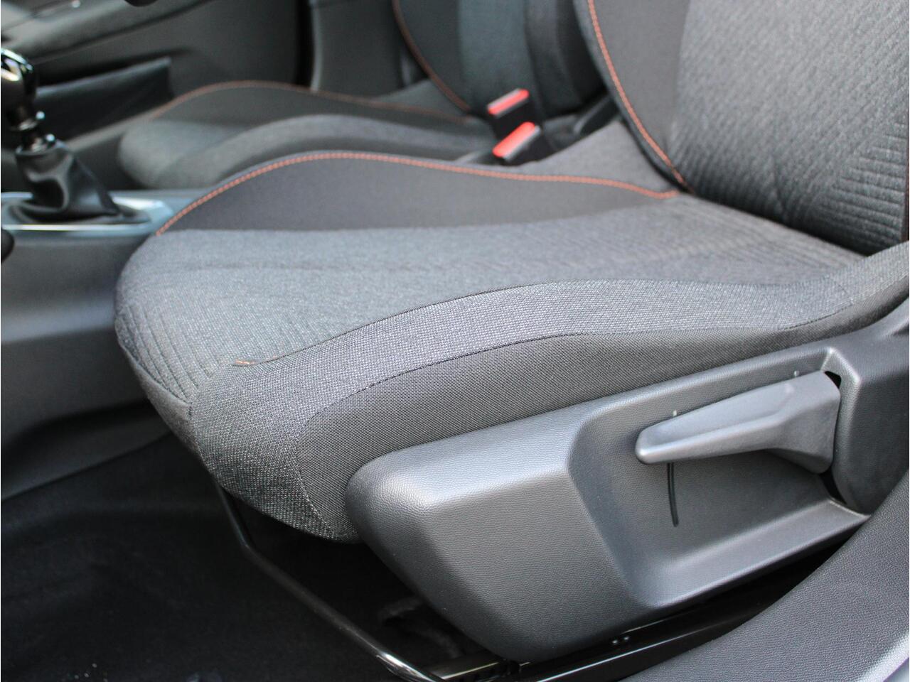 Peugeot 2008 1.2 PureTech 100 Style VOORRAAD KORTING