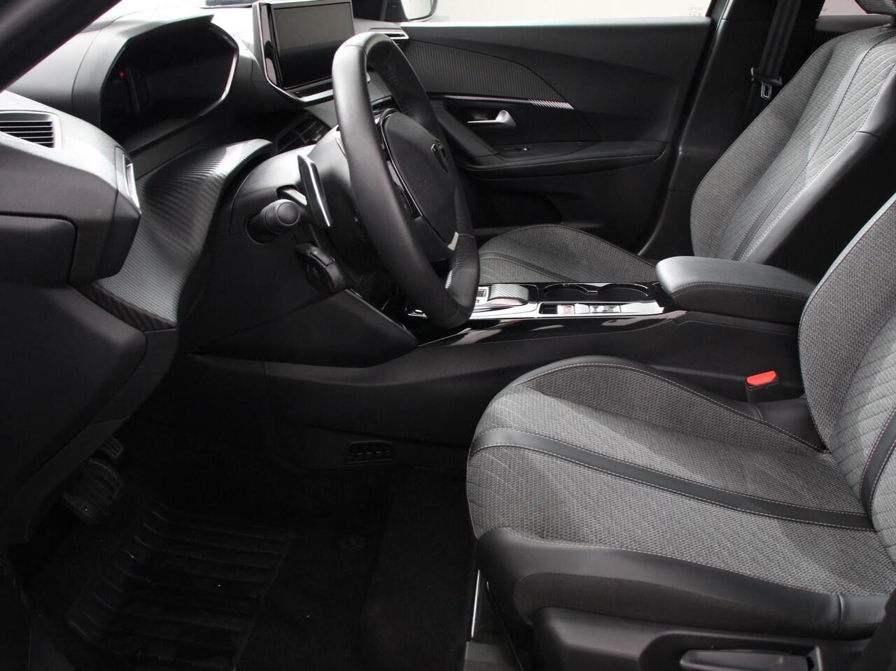 Peugeot 2008 1.2 Hybrid 136 pk Automaat Allure | Navigatie | Apple Carplay/Android Auto | Climate Control | Dab | Led | Parkeer sensoren | Cruise Control | Stoelverwarming