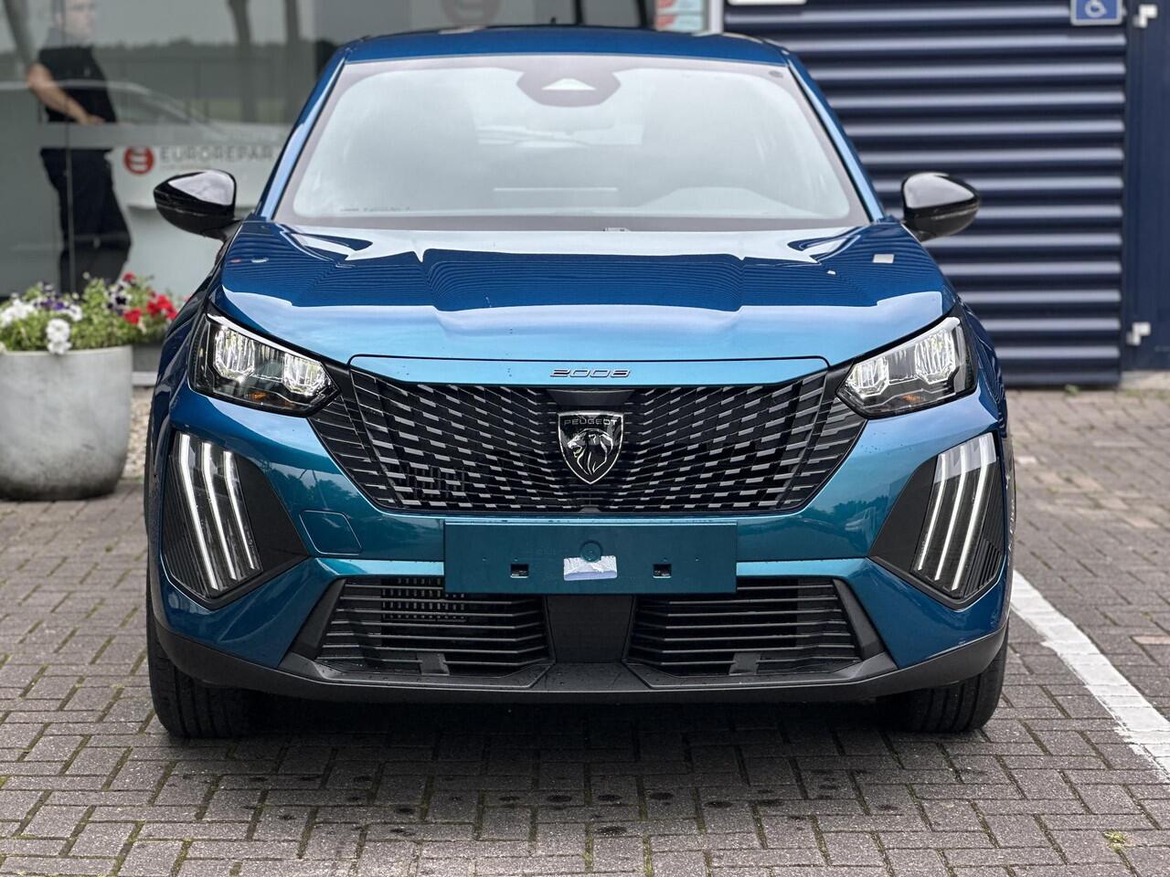 Peugeot 2008 1.2 PureTech 100 Style | Parkeercamera/-sensoren | Navigatie | Climate Control | Apple Carplay/Android Auto | Full LED | DAB | Cruise Control |