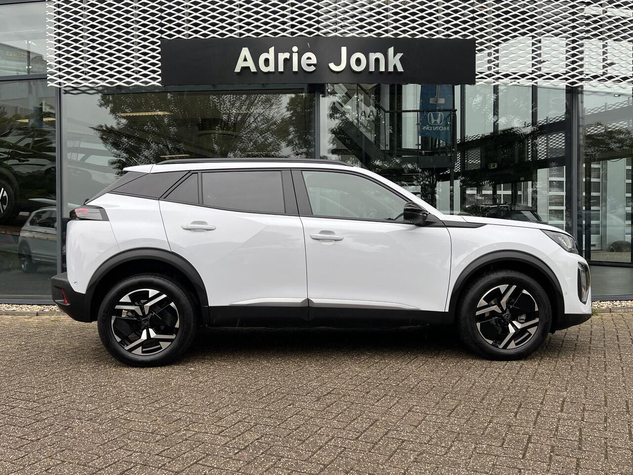 Peugeot 2008 1.2 PureTech 130 Allure AUTOMAAT | STOELVERWARMING | DODEHOEKDETECTIE | RIJSTROOKBEGELEIDING | CARPLAY | DIGITAAL DASHBOARD | LM VELGEN |