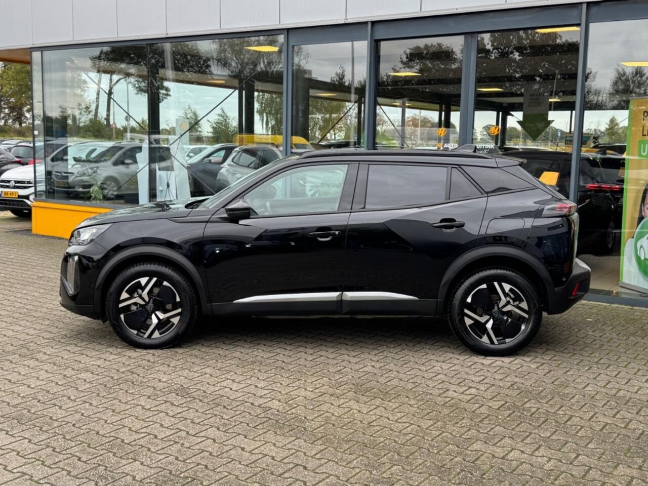 Peugeot 2008 1.2 Hybrid Allure - camera - navi - adaptive cruise
