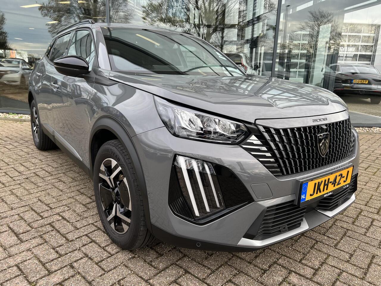 Peugeot 2008 1.2 PureTech 130 Allure AUTOMAAT | STOELVERWARMING | DODEHOEKDETECTIE | RIJSTROOKBEGELEIDING | CARPLAY | DIGITAAL DASHBOARD | LM VELGEN |