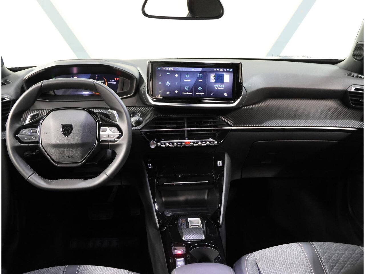 Peugeot 2008 1.2 Hybrid 145PK Allure | 1ste eigenaar | AppleCarplay/Android Auto | 17"LMV | 360'Camera | AUTOMAAT | Keyless | Adaptive Cruise Control | Climate Control | FULL LED | Isofix | Privacy Glass |