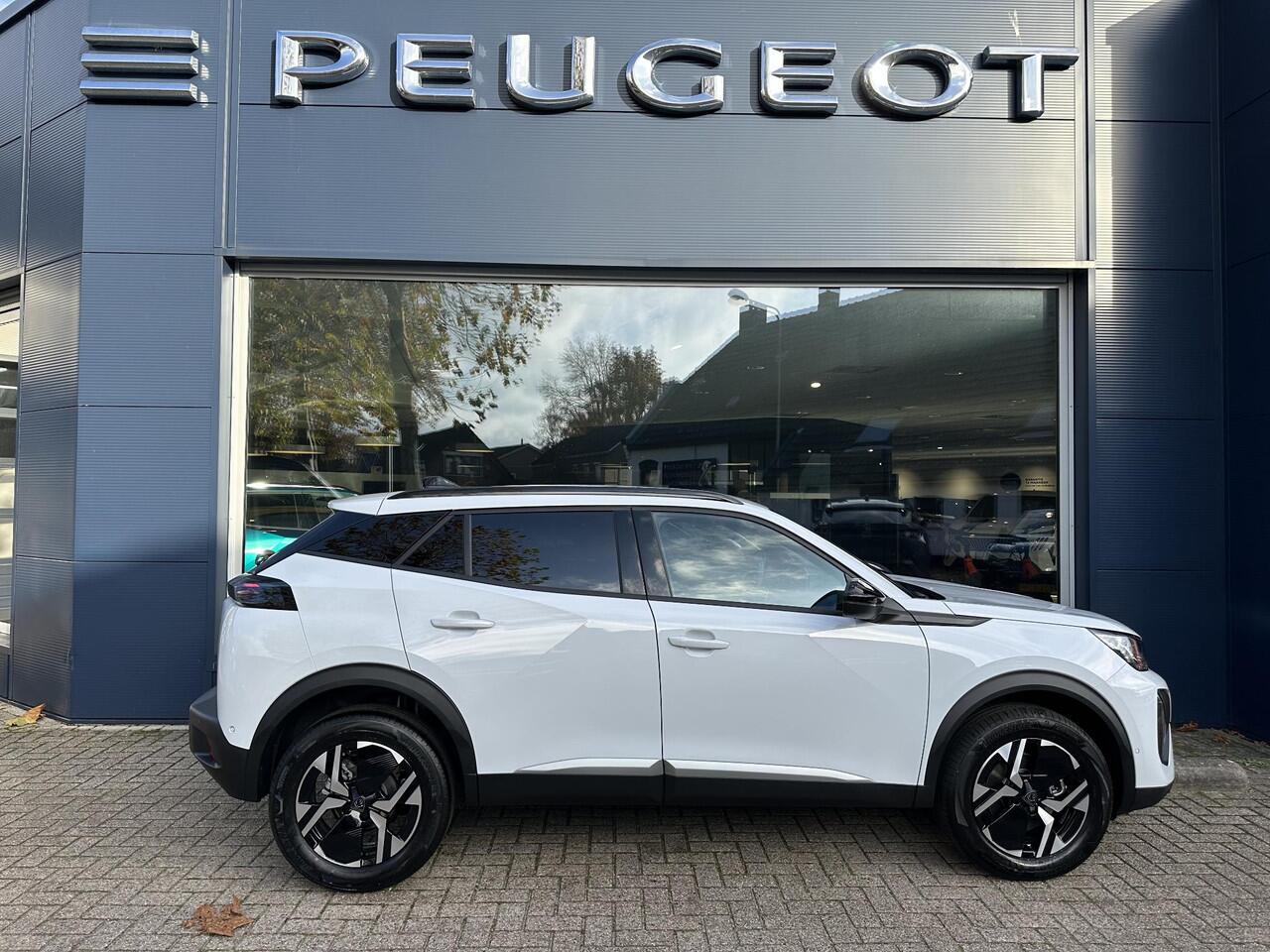 Peugeot 2008 1.2 Hybride Automaat 145 PK Allure | VOORRAAD DEAL met ¤6.000 Korting | Navigatie | Keyless entry | Adaptieve Cruise Control | 360 Graden Camera | Parkeersensoren V+A | Hoge Zitpositie | Dode Hoek Detectie |Hybride Elektrisch rijden met Automaat | Climate