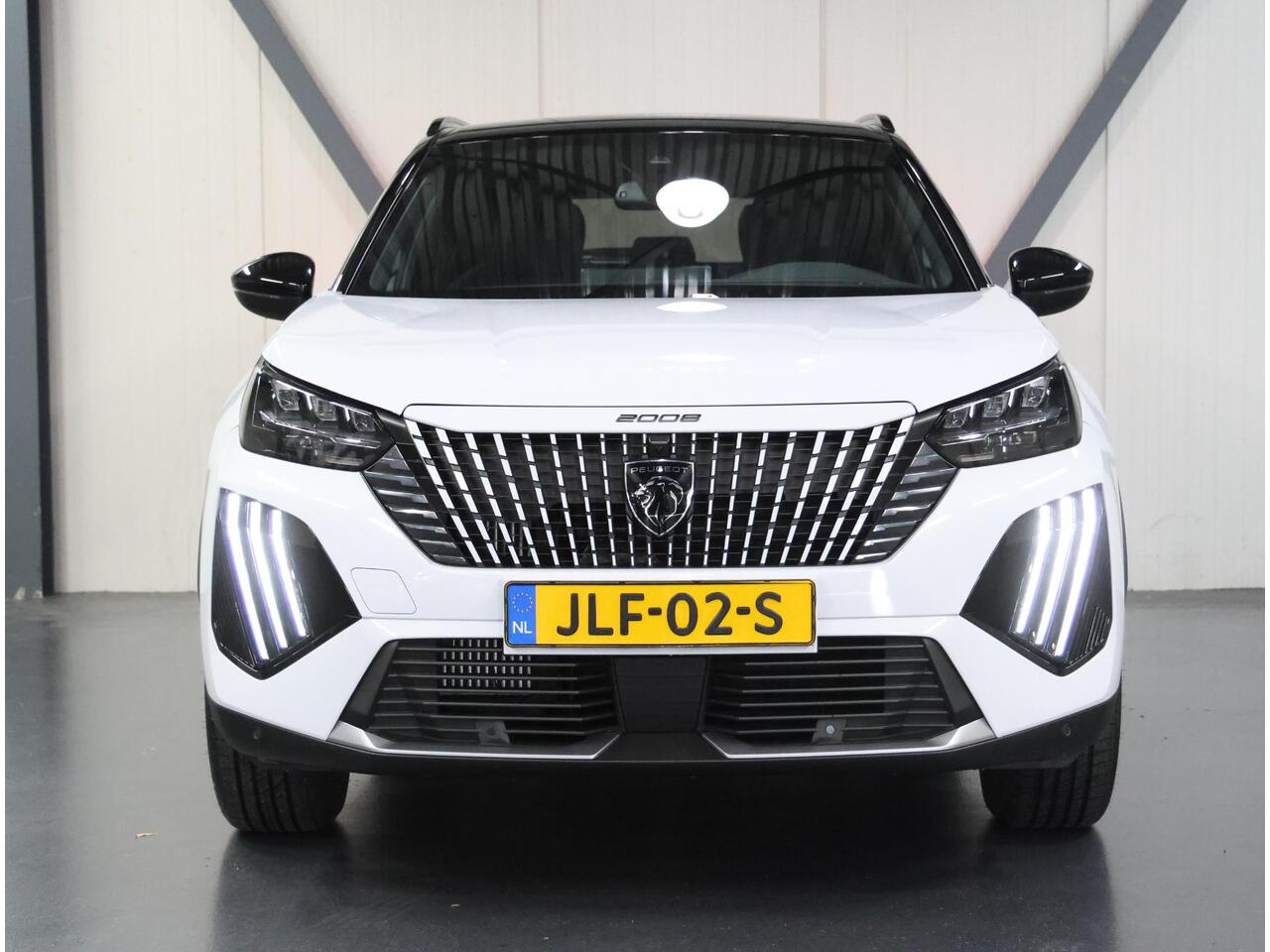 Peugeot 2008 1.2 130PK GT | 1ste eigenaar | AppleCarplay/Android Auto | Alcantara/LEER | 17"LMV | 360'Camera | AUTOMAAT | Keyless | Adaptive Cruise Control | Climate Control | Camera | FULL LED | Two-Tone | Sfeerverlichting | Isofix | Privacy Glass |