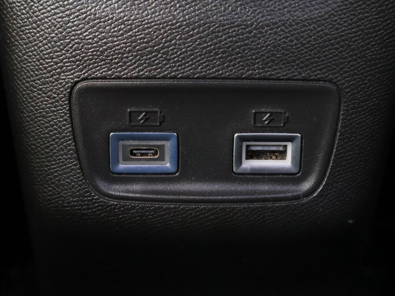 Peugeot 2008 1.2 Hybrid 136 Allure | Adapt. Cruise | 360° Camera | Stoelverw.