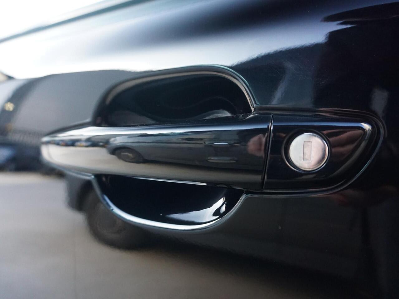 Peugeot 2008 1.2 Hybrid 145 GT