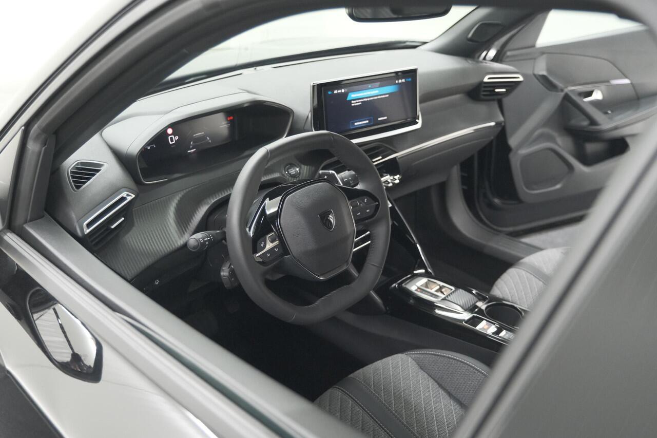 Peugeot 2008 1.2 Hybrid 145 Allure | 360 Camera | Adaptieve Cruise Control | Dodehoekdetectie | Apple Carplay