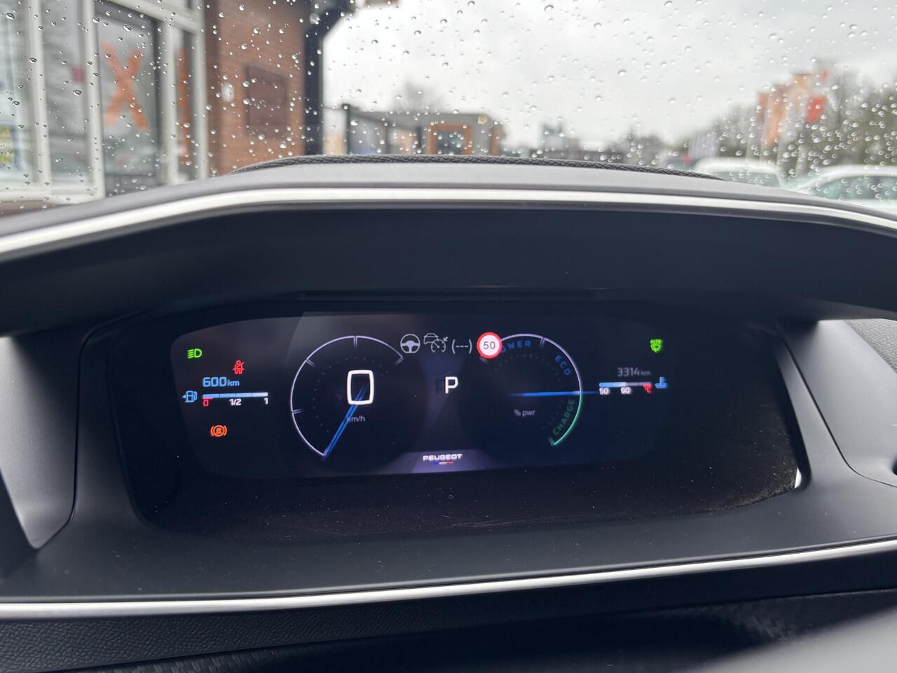 Peugeot 2008 HYBRID 145 e-DSC6 GT |Demo|GT-Line!|