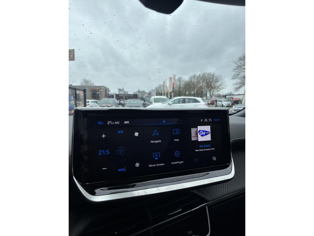 Peugeot 2008 HYBRID 145 e-DSC6 GT |Demo|GT-Line!|