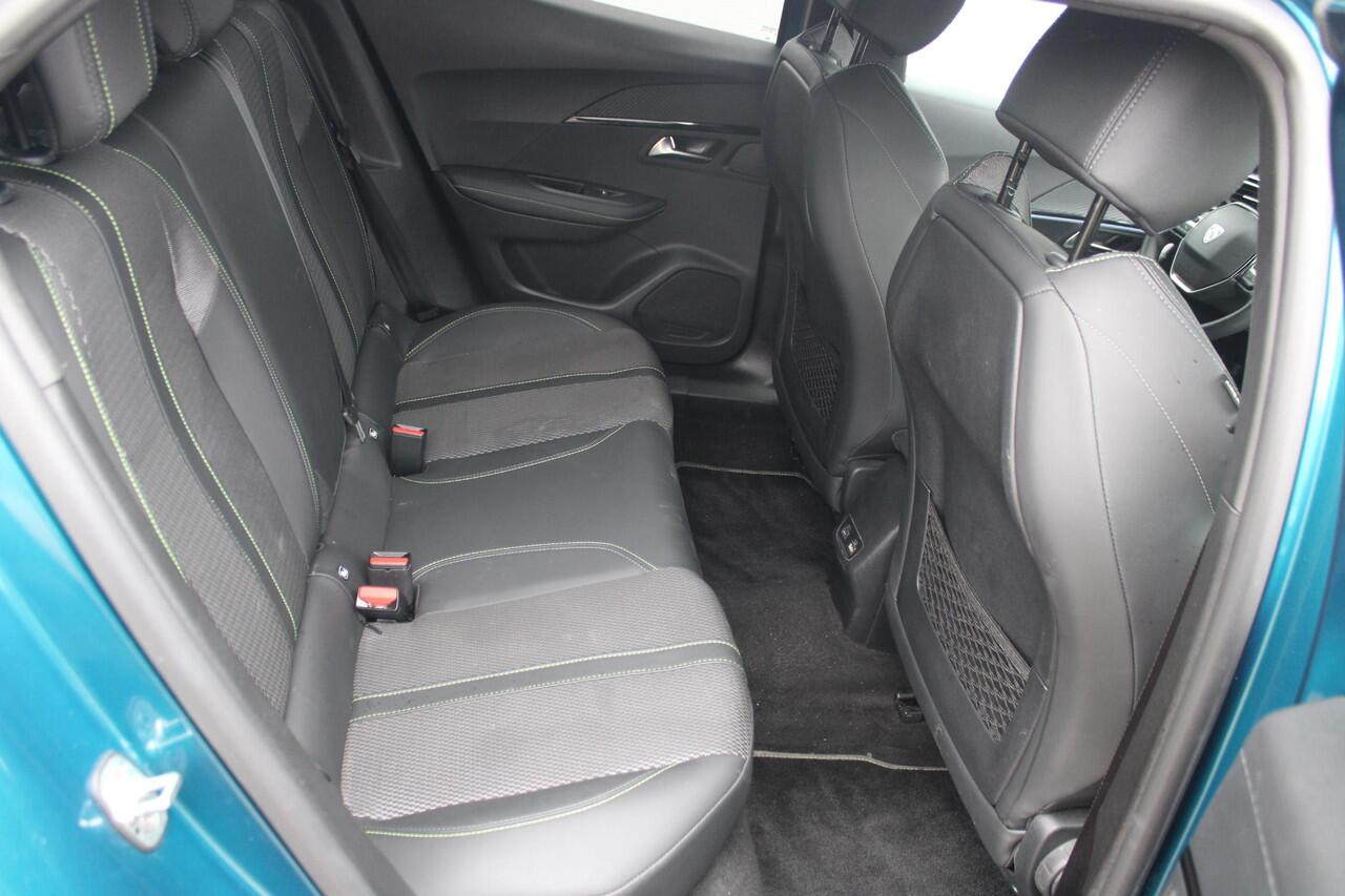 Peugeot 2008 1.2 Hybrid 136 GT Automaat Airco Camera Carplay Zeer mooi