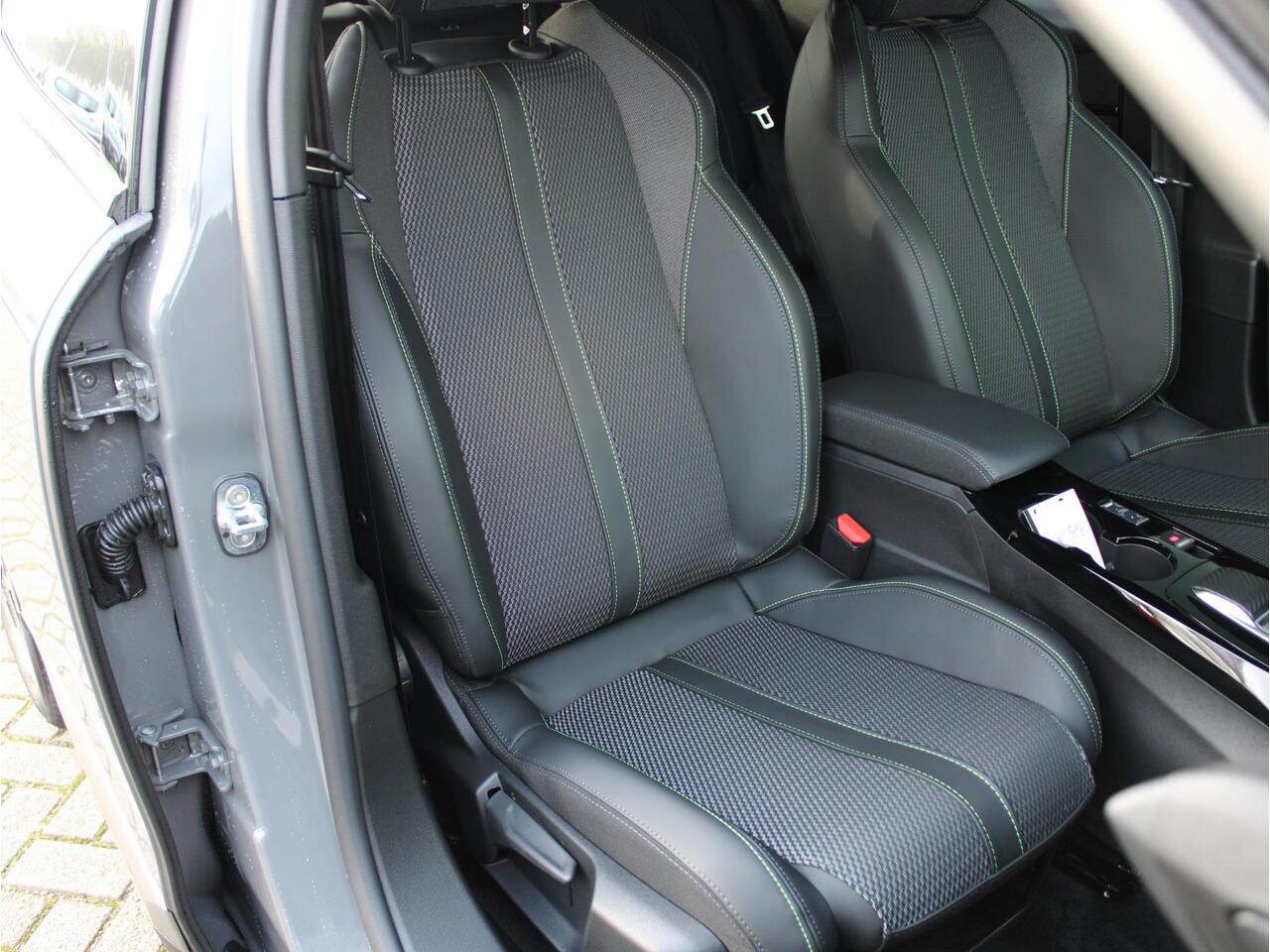 Peugeot 2008 1.2 Hybrid 145 GT VOORRAAD KORTING