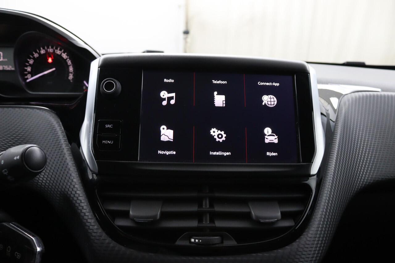 Peugeot 208 1.2 PureTech GT-line*CAMERA*CRUISE*ECC*CARPLAY*LM*