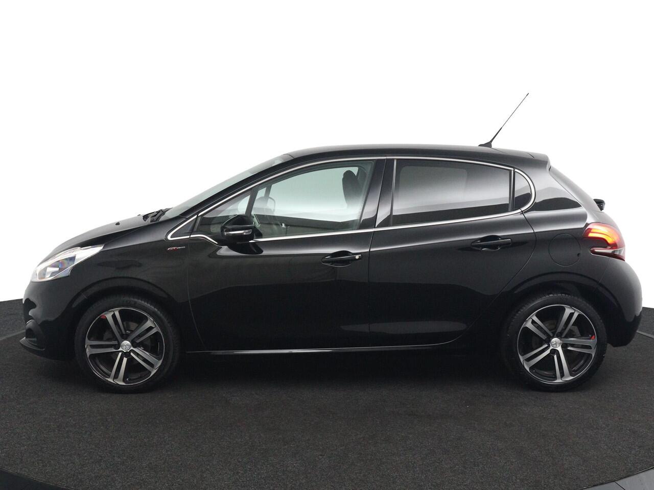 Peugeot 208 1.2 PureTech GT-line*CAMERA*CRUISE*ECC*CARPLAY*LM*