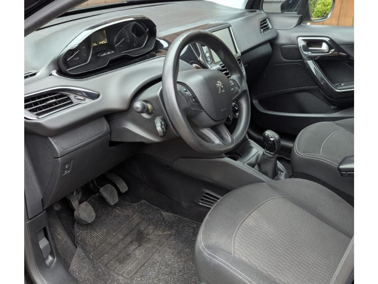 Peugeot 208 1.2 Bluetooth, Nieuwe distributieriem, NAP, 5 deurs