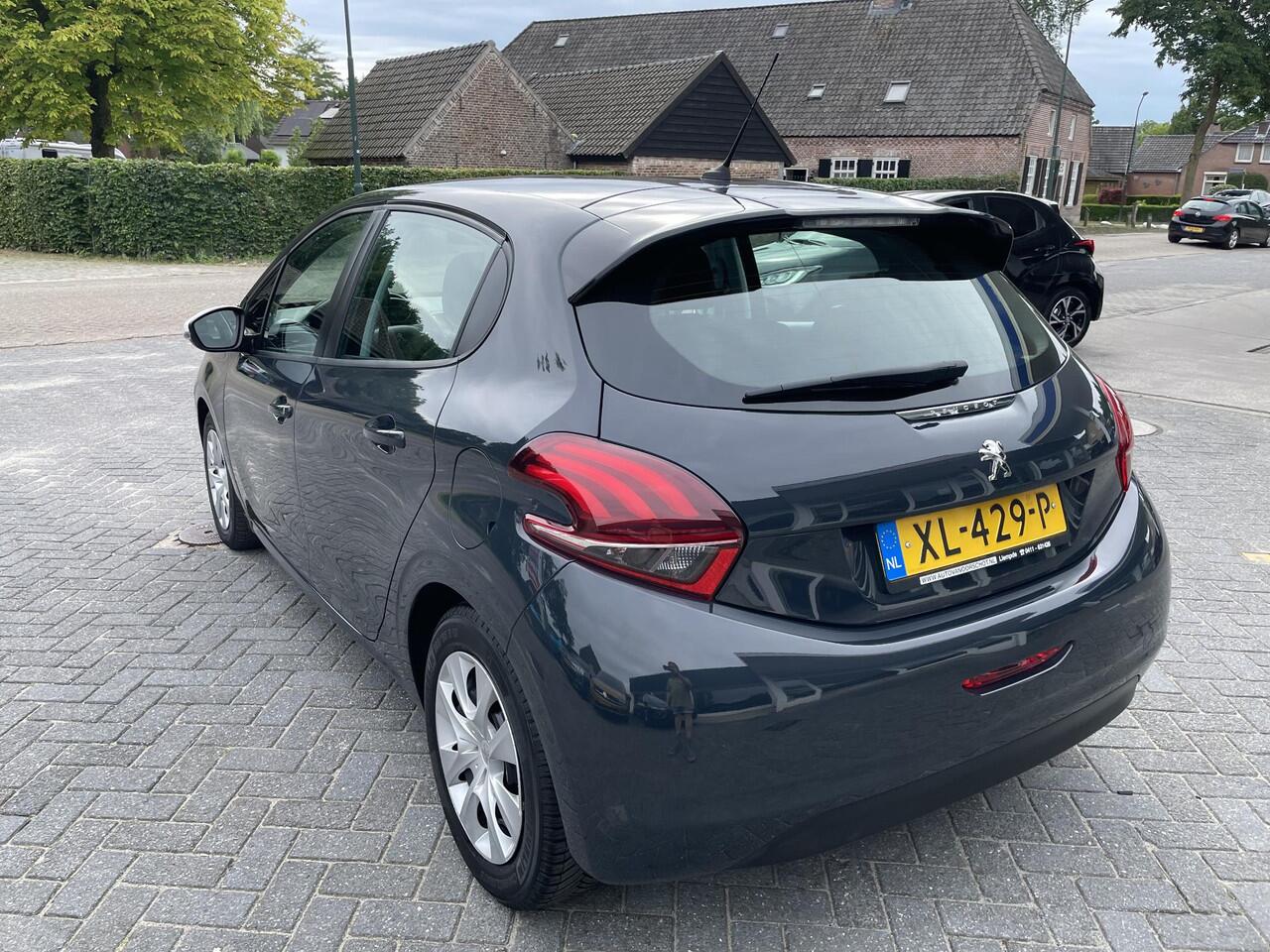 Peugeot 208 1.2 PureTech Like