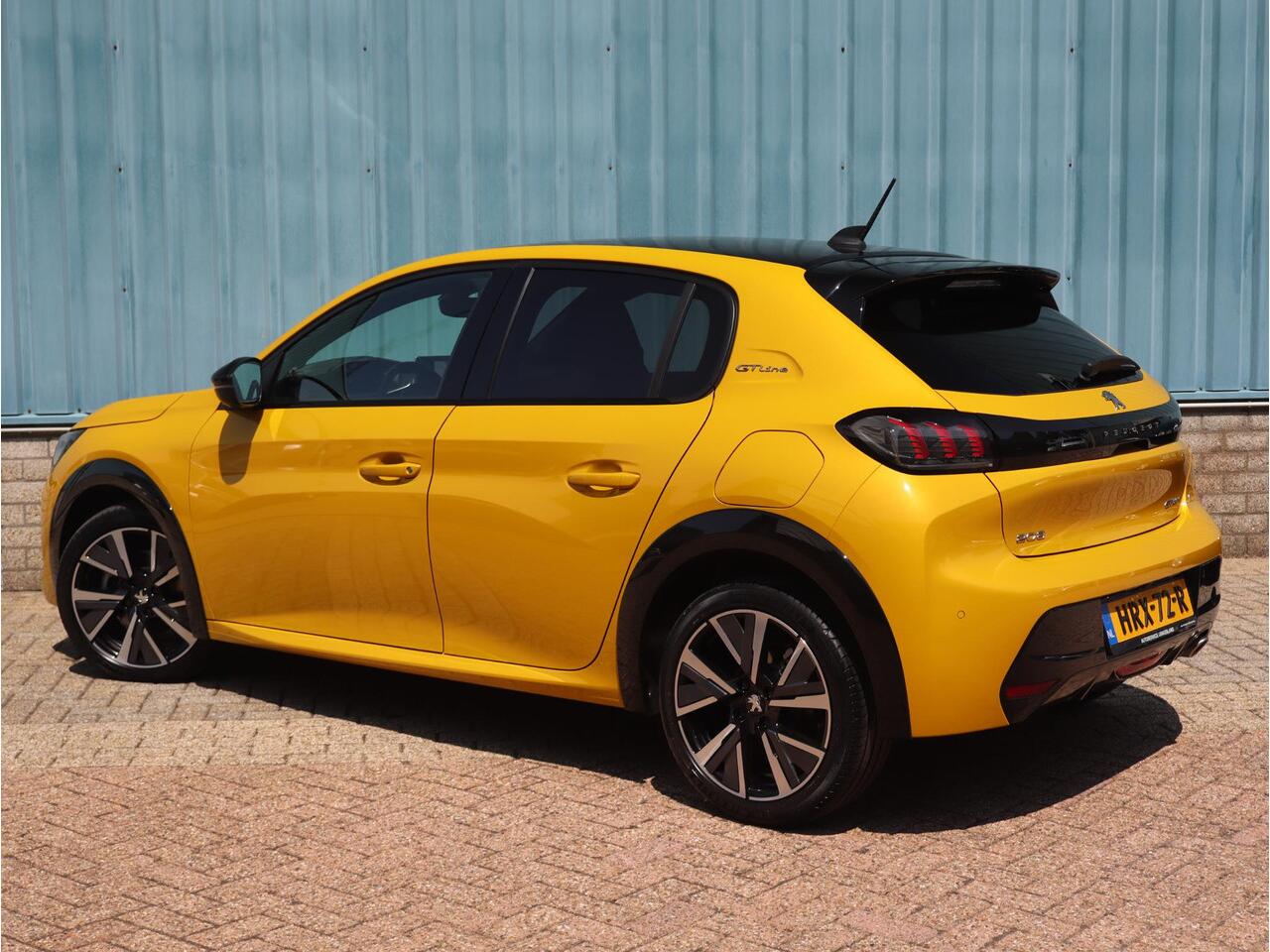 Peugeot 208 GT-Line 1.2 Turbo 100pk H6 | NAVI | CLIMA | CAMERA | 3D DASHBOARD | APPLE CARPLAY / ANDROID AUTO |