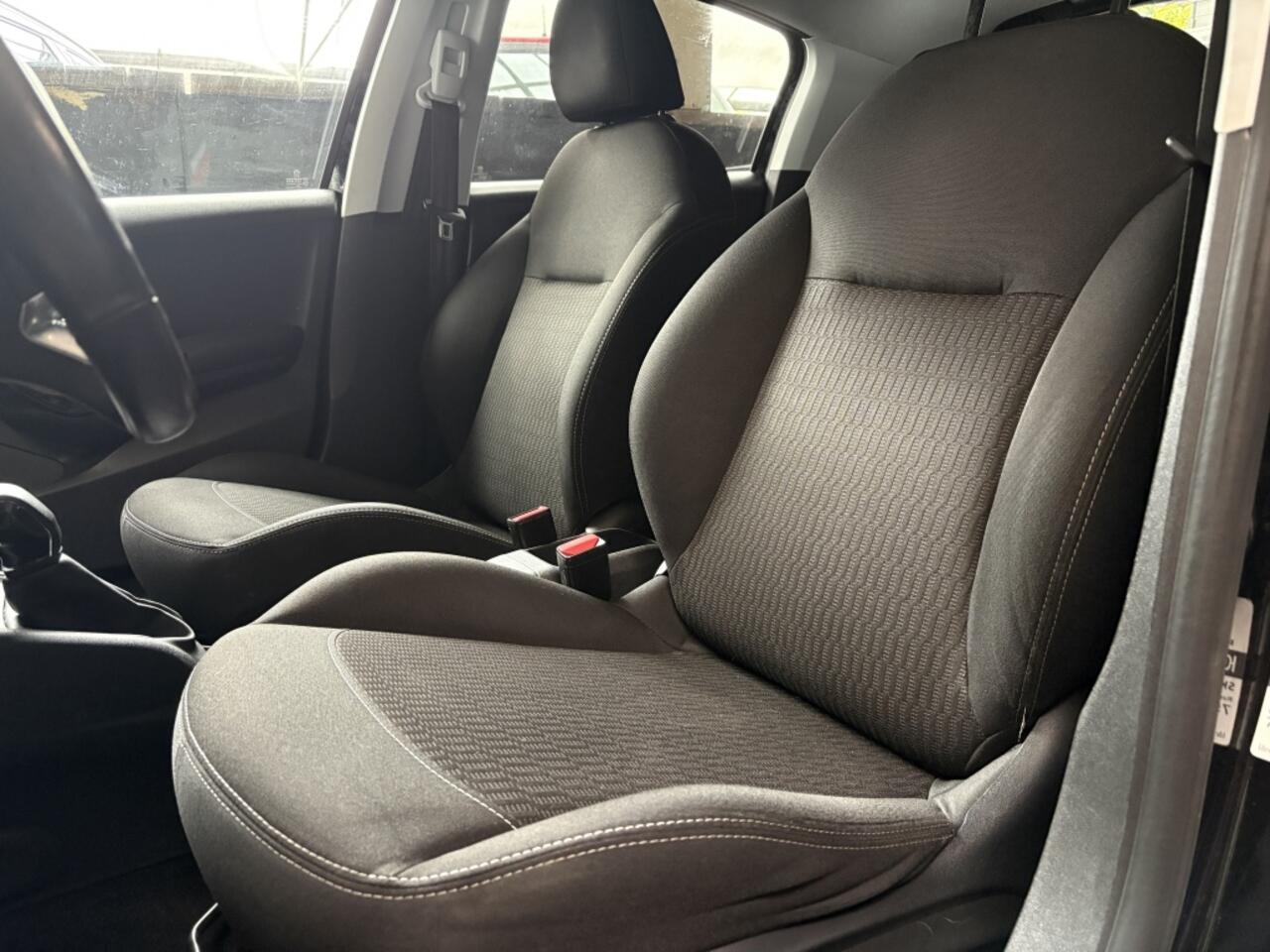 Peugeot 208 208 1.2 STOELVERW | NAVI | 5DRS | AIRCO | NW APK