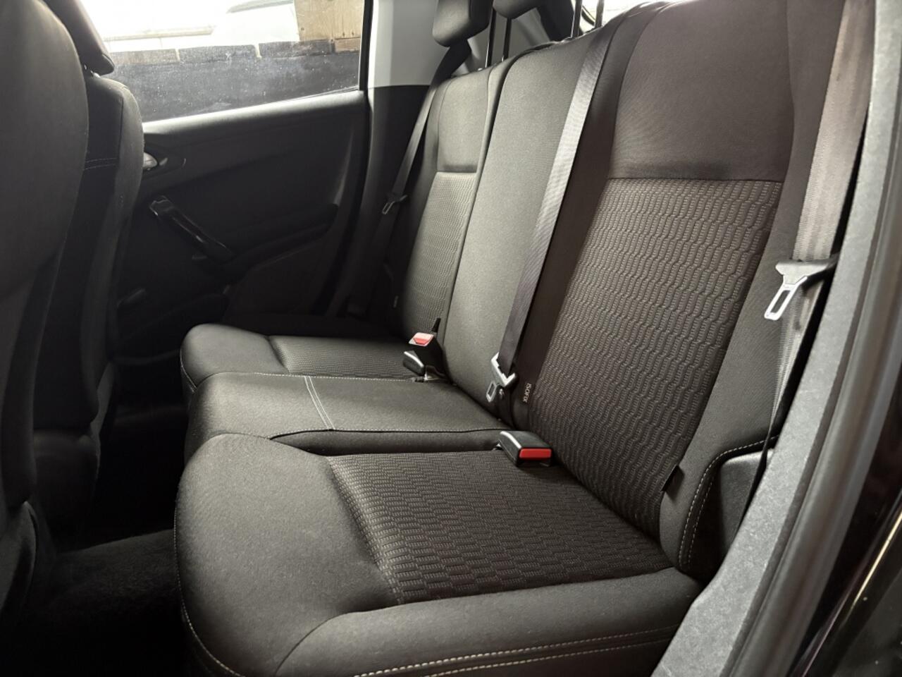 Peugeot 208 208 1.2 STOELVERW | NAVI | 5DRS | AIRCO | NW APK