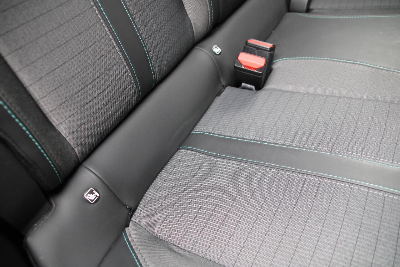 Peugeot 208 1.2 PureTech 100pk Allure Pack Automaat EAT8 Airco Navi Camera Carplay