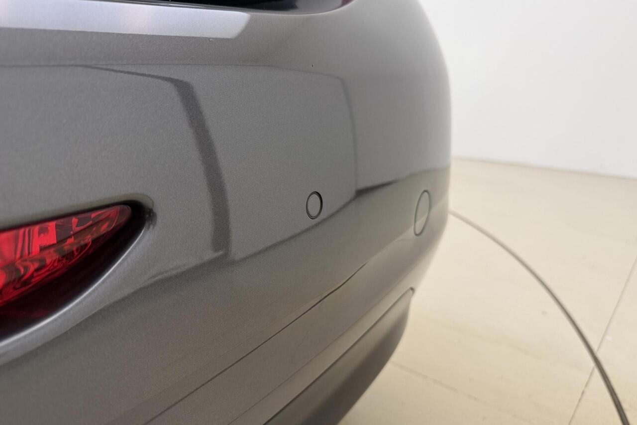 Peugeot 208 1.2 PureTech Signature 110 PK | Automaat | Apple Carplay | Parkeersensor | Navigatie | Cruise Control | Airco | Armsteun | 1e eigenaar