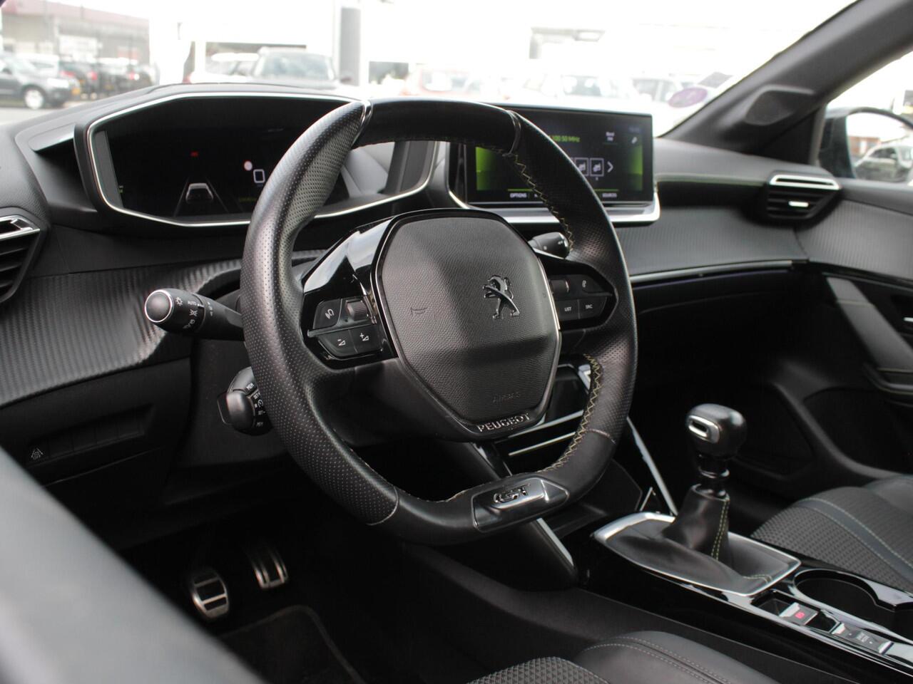 Peugeot 208 1.2 PureTech GT | Navi | Cruise | Clima | Lm-Velgen