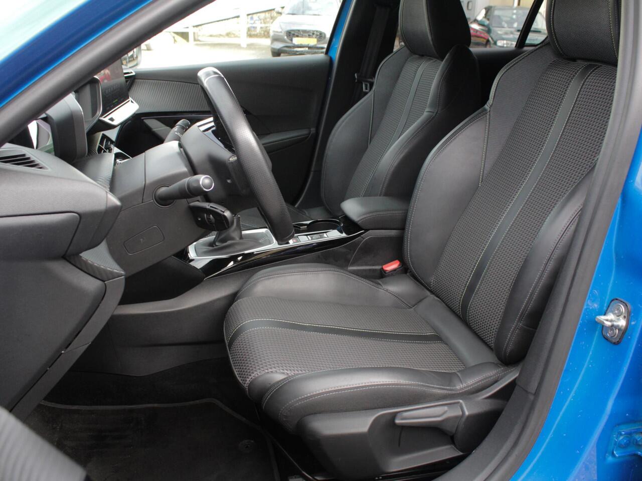 Peugeot 208 1.2 PureTech GT | Navi | Cruise | Clima | Lm-Velgen