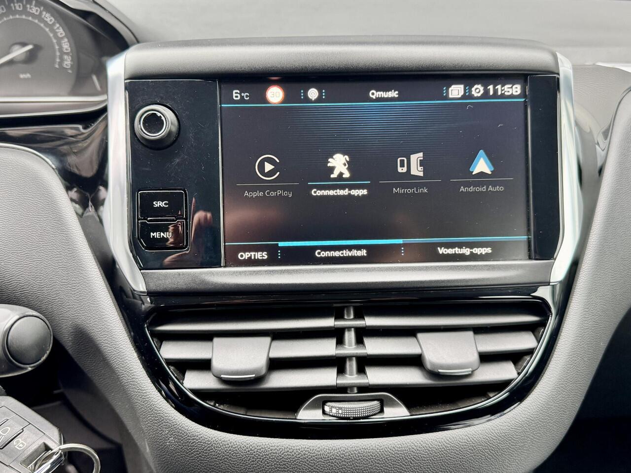 Peugeot 208 1.2 Signature/ 110 PK Vol Automaat/ Touchscreen/ Licht- regensensor