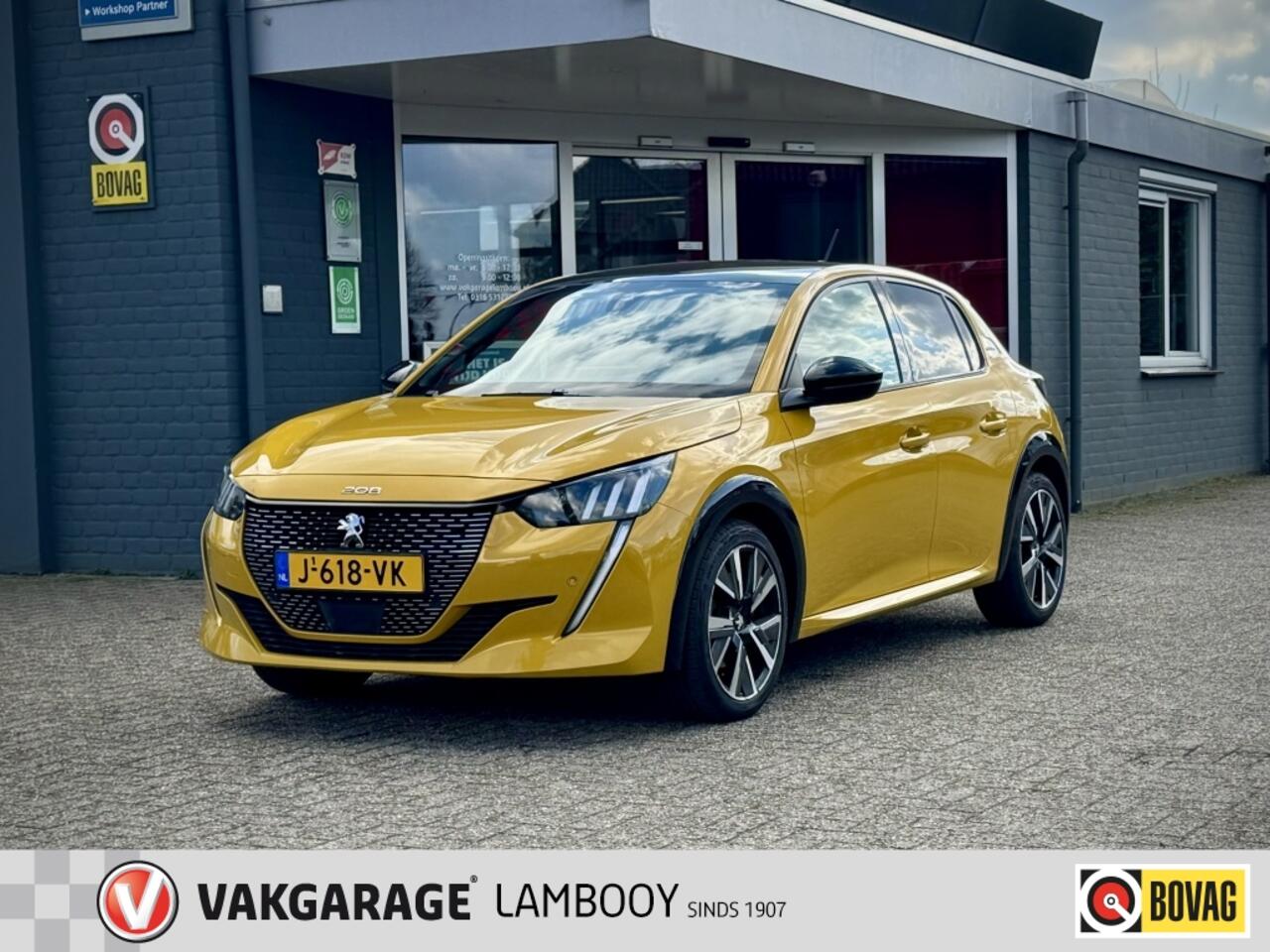 Peugeot 208 1.2 100PK PureTech GT-Line Pano Navi Camera Carplay