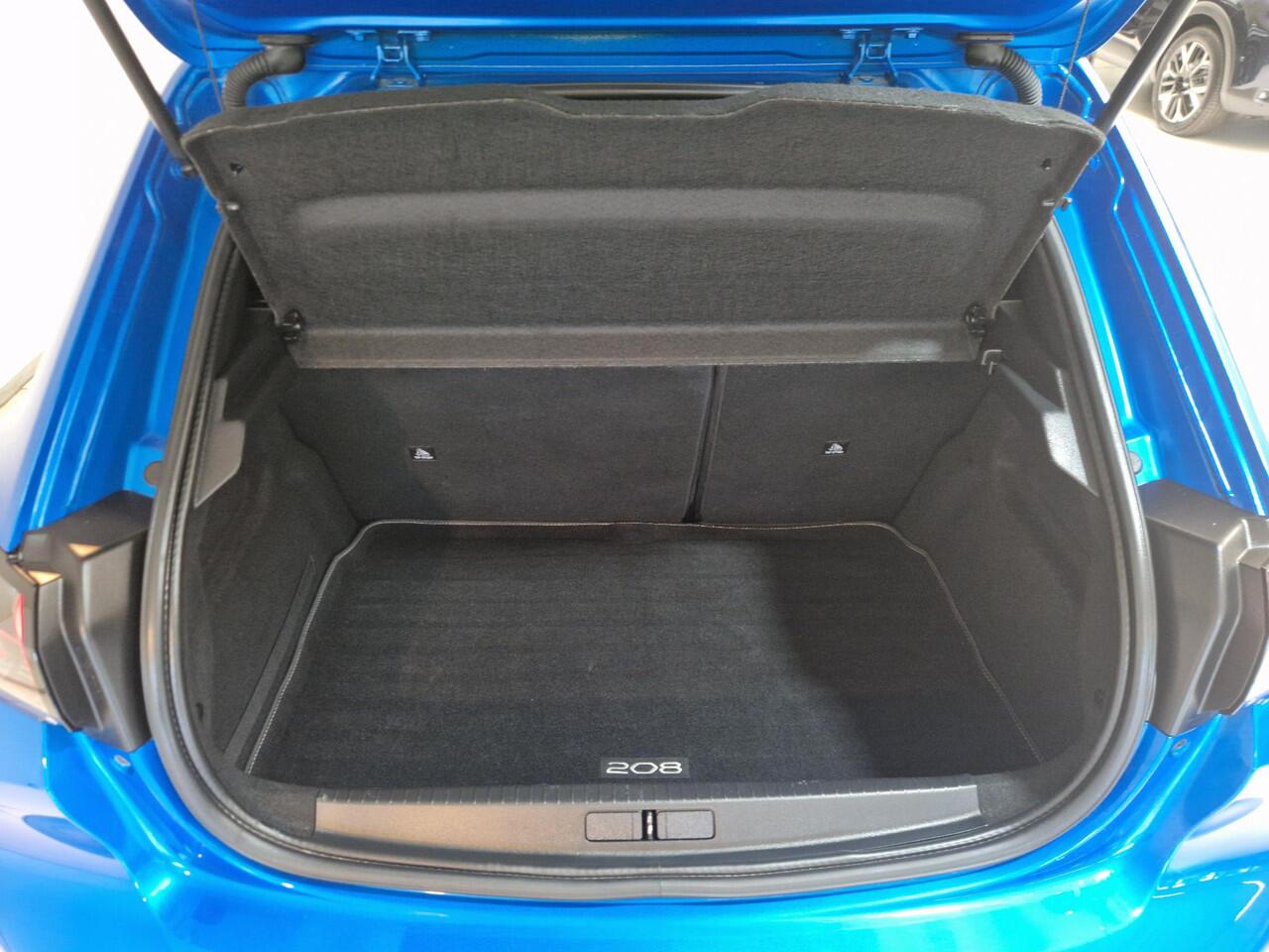 Peugeot 208 1.2 PureTech GT-Line Trekhaak| Panoramadak | Navigatie