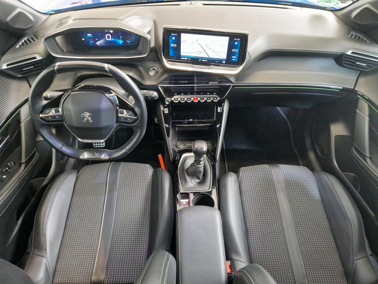 Peugeot 208 1.2 PureTech GT-Line Trekhaak| Panoramadak | Navigatie