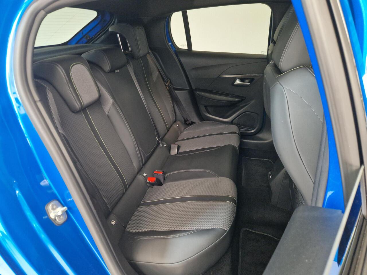 Peugeot 208 1.2 PureTech GT-Line Trekhaak| Panoramadak | Navigatie