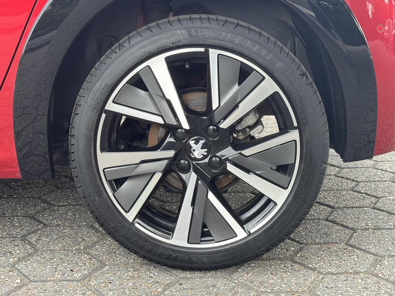 Peugeot 208 1.2 PureTech GT-Line NAVI | KLIMA | CAMERA | BOVAG!!