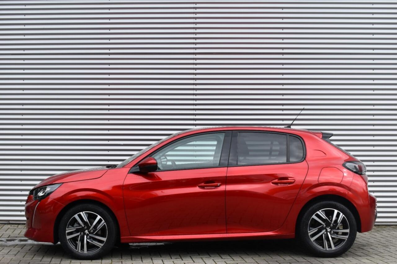 Peugeot 208 1.2 PURETECH ALLURE / NAVI + APP CONNECT / ECC / PDC / LED PAKKET