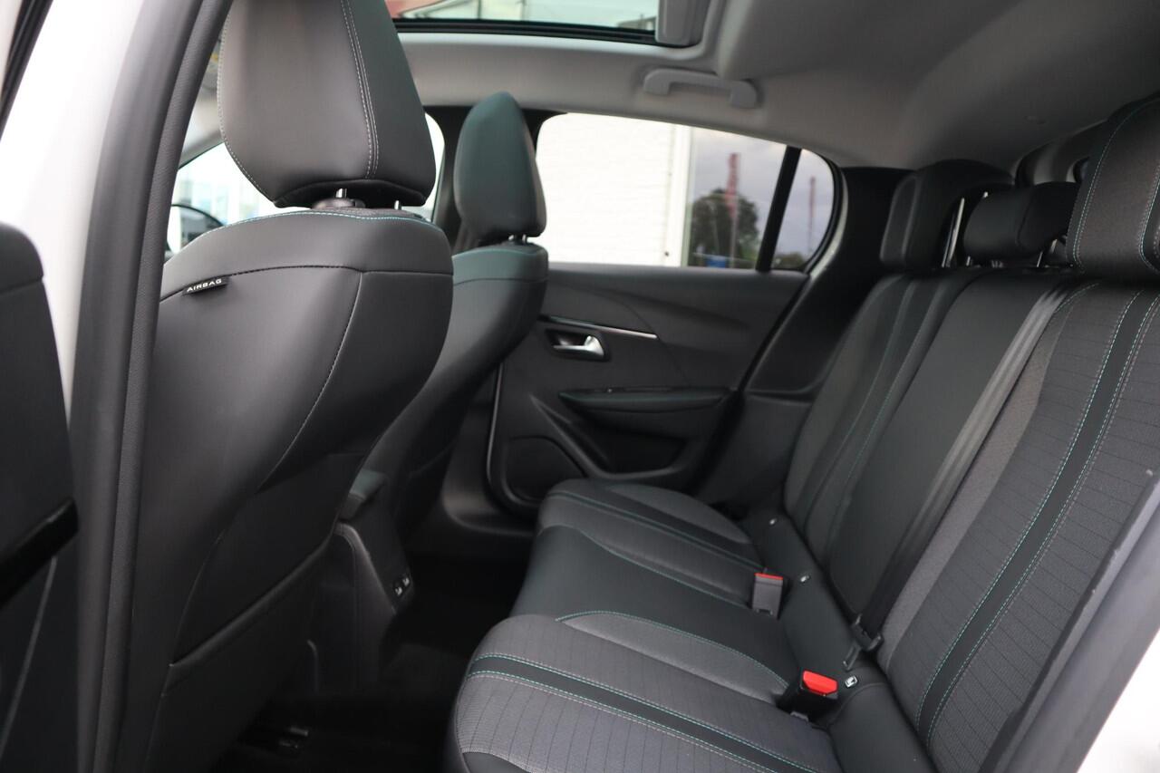 Peugeot 208 1.2 100 PK ALLURE SKY PANORAMA|APPLE CARPLAY|CAMERA|DIGIT|STOELVERWARMING